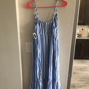 M tall old navy summer dress. New with tag.